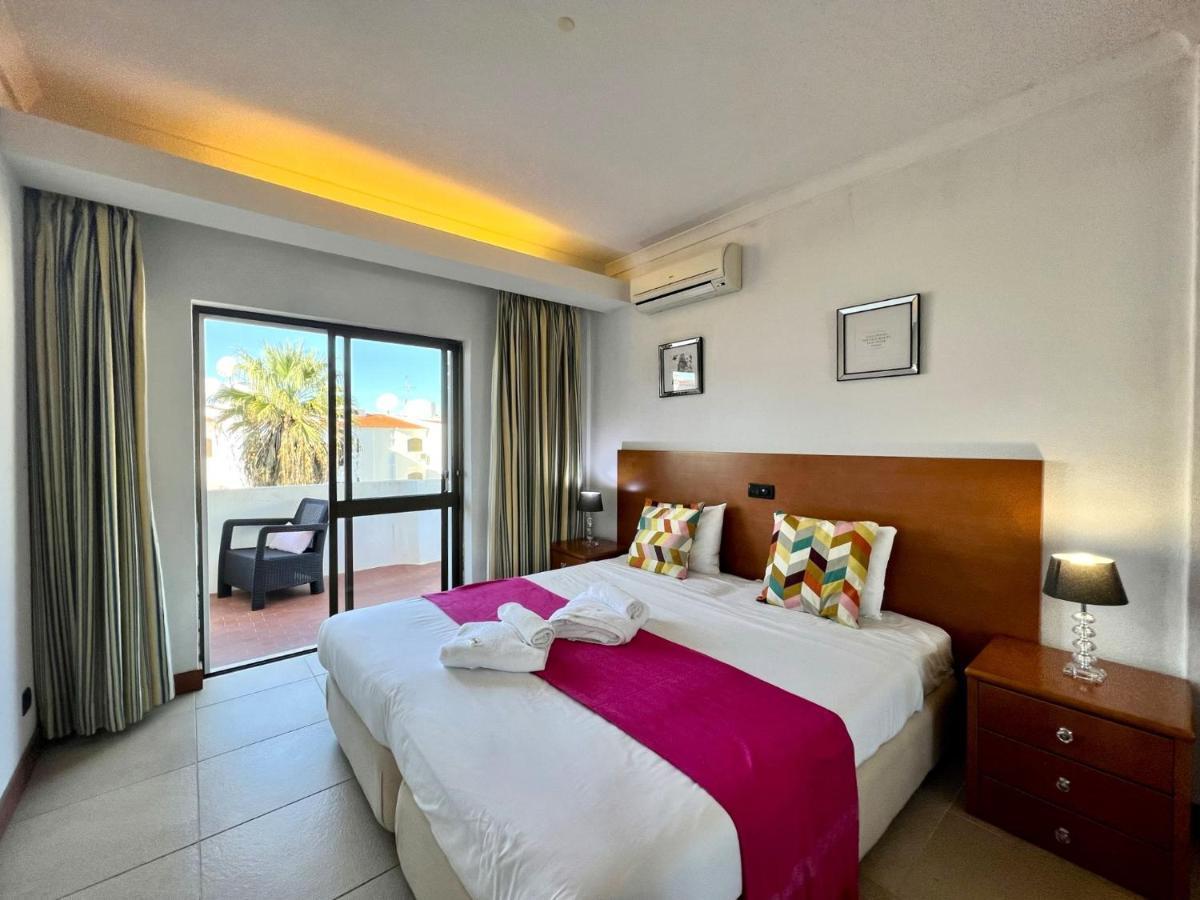 Vilamoura Cosy 4 With Pool By Homing Apartman Kültér fotó